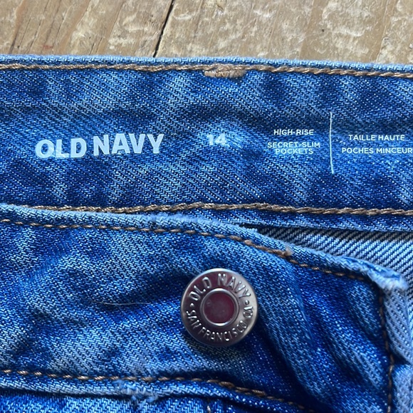Old Navy Jean skirt - Picture 3 of 4